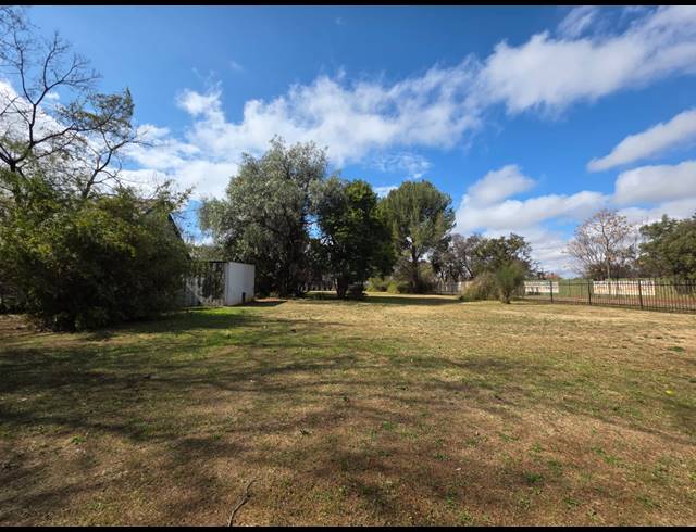 21,437M² SMALLHOLDING FOR SALE IN VAALVIEW